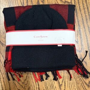 Club Room Black and Red Checkered Hat and Scarf Set